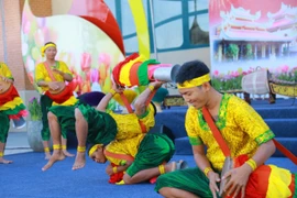 Tây Ninh: Nhiều lễ hội kỷ niệm 49 năm ngày thống nhất đất nước