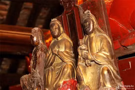 Tận mục những pho tượng độc đáo trong ngôi chùa cổ ở Nam Đàn