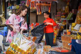 Năm 2021, cần chuẩn bị gì khi cúng ông Công ông Táo? 