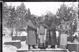 Sốc nặng thái hậu ăn tiêu xa xỉ bậc nhất lịch sử Trung Quốc