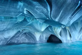 Có gì trong 7 hang động đẹp nhất thế giới?