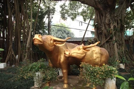 Bật mí về Thần Trâu vàng phủ Tây Hồ