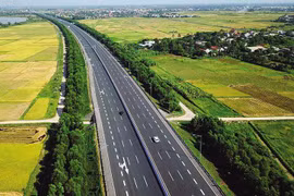 Đường vành đai và cao tốc sẽ giúp phục hồi thị trường bất động sản?