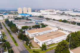 Bất động sản Khu công nghiệp: 'Nước nổi thuyền dâng' những cổ phiếu nào?