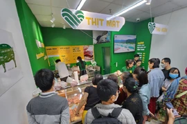 Thịt heo ăn chuối của bầu Đức tại Hà Nội có gì khác biệt?