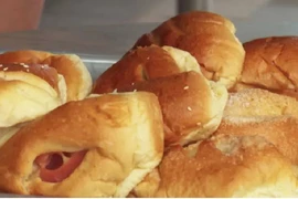 Ăn bánh ngọt bữa sáng lợi hay hại?