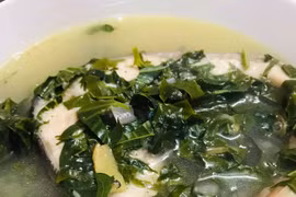 Loại lá mọc ở bờ rào nấu với cá be bé thành thuốc quý