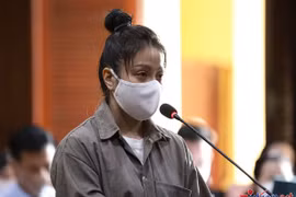 Vì sao không khởi tố người cha tội giết người vụ bé gái 8 tuổi bị hành hạ?