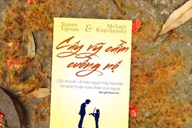 Cây vỹ cầm cuồng nộ - Cuốn sách đẹp về người thầy giáo