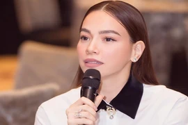 Hồ Ngọc Hà hủy show tại Mỹ, thiệt hại thế nào?