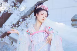 Mỹ nhân nào được sủng ái nhất hậu cung nhưng “ra đi” vì... quá đẹp?