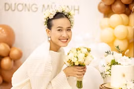 Dương Mỹ Linh rạng rỡ trong tiệc độc thân trước đám cưới