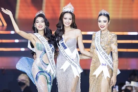 Thương vụ bạc tỷ sau cuộc thi hoa hậu ở Việt Nam