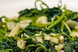 Thực hư tin loại rau vườn nhà nông nào cũng có... giúp phòng bệnh ung thư?