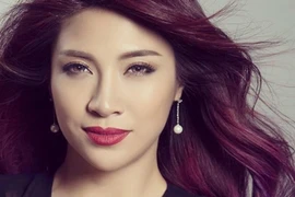 Đường tình trắc trở của nữ ca sĩ Pha Lê trước khi ly hôn