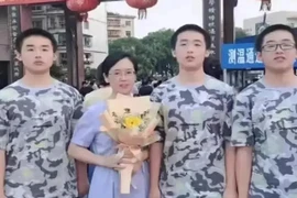  Anh em sinh ba đậu vào đại học danh tiếng nhất TQ và cách dạy con của người mẹ