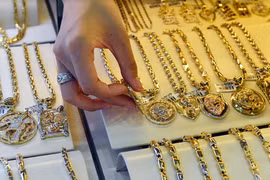 Giá vàng hôm nay 29/11: Giá vàng tăng, nhà đầu tư cần thận trọng