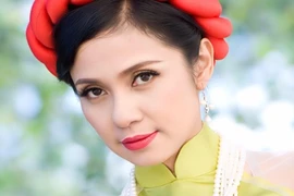 Việt Trinh “Người đẹp Tây Đô” bất ngờ tuyên bố giải nghệ 