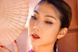 Ngọc Quyên xin khách hàng ngừng chửi... soi góc khuất mưu sinh ở Mỹ