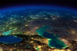 Hồ lớn nhất thế giới, người không biết còn tưởng... đại dương, không thể nhìn thấy rìa