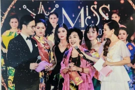 Ai là người đo hình thể các Hoa hậu Việt Nam?