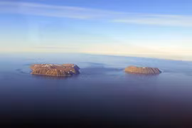 Kỳ quái hòn đảo nơi con người có thể du hành xuyên thời gian