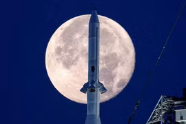 Những hình ảnh Mặt Trăng đẹp “rụng tim” trong năm 2022