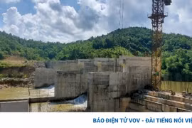 Sập giàn giáo công trình thuỷ điện, hai người bị thương nặng