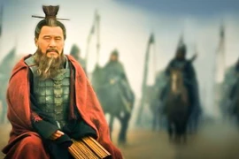 Vì sao Tào Tháo từng nhường chức Đại tướng quân cho Viên Thiệu?