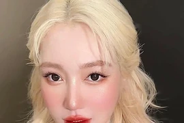 Elly Trần công khai chuyện bị 'vùi dập', tuyên bố tìm luật sư uy tín