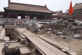 Bí ẩn cung điện dát vàng của cháu nội Thành Cát Tư Hãn