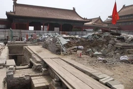 Bí ẩn cung điện dát vàng của cháu nội Thành Cát Tư Hãn