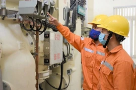 Đề xuất giá điện gánh thêm khoản lỗ: Người tiêu dùng nói gì?