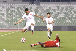 HLV Troussier: “U23 Việt Nam đang từng bước cải thiện“