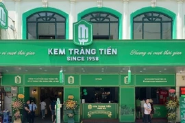 “Thâu tóm” thêm một hãng kem Việt, chủ thương hiệu kem Tràng Tiền làm ăn ra sao?