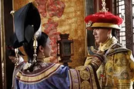 Hoàng đế nhà Thanh nào lên ngôi 3 ngày thì bị phế?