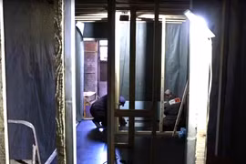 Có gì trong boongke dành cho gia đình 3 người ở Ukraine?