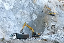 Khoáng sản Dương Hiếu khai sai thuế, bị phạt gần 800 triệu 