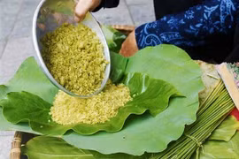 Cốm Mễ Trì, may Cổ nhuế… “lọt” danh sách đề xuất rút danh hiệu làng nghề