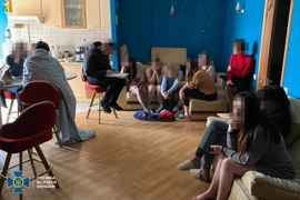 Ukraine phá đường dây mại dâm do các quan chức điều hành