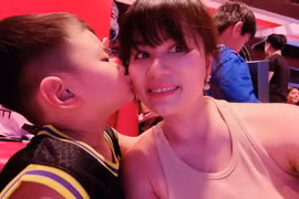 Con trai Đan Trường đã khỏi Covid, vợ cũ có chia sẻ gây chú ý