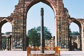 Bí ẩn cột sắt 'ngàn năm không gỉ' ở Ấn Độ