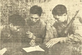 Hình ảnh hiếm về đồng chí Phùng Quang Thanh thời kỳ đánh Mỹ