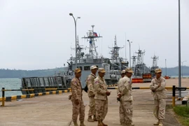 Mỹ áp lệnh cấm vận vũ khí với Campuchia