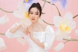 "Bà mẹ nhí" Angela Phương Trinh ở ẩn vẫn khiến cộng đồng mạng dậy sóng