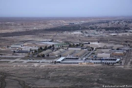 Căn cứ không quân Mỹ ở Iraq tiếp tục bị dội hàng chục quả rocket 