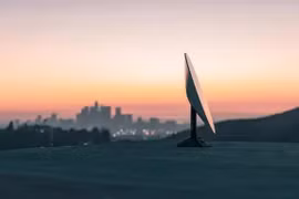 Tỉ phú Elon Musk lại ra tay hỗ trợ Ukraine