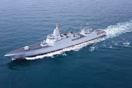 Khu trục hạm Type 055 ra sao sau nâng cấp?