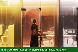 Nhà vệ sinh ở Tokyo bỗng thành xuyên thấu
