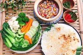 Mách bạn cách làm cơm cháy kho quẹt tại nhà